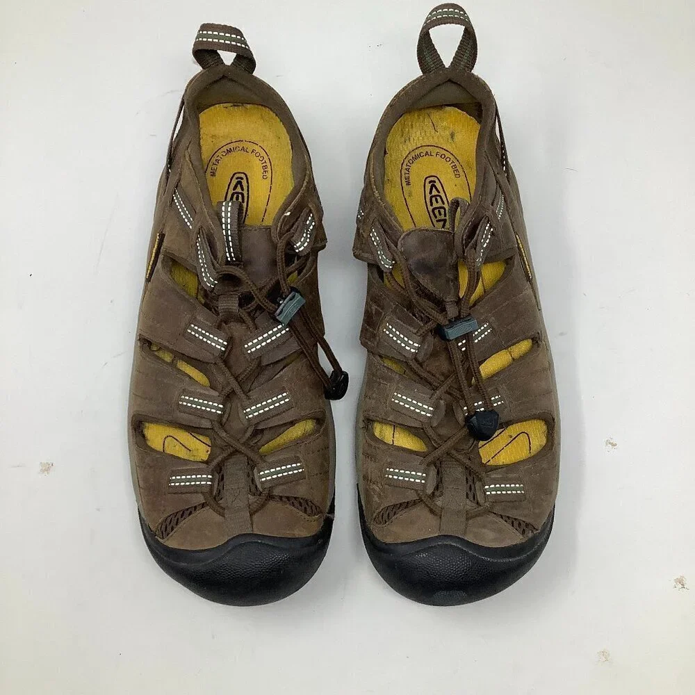 KEEN men's water hiking sandals size 9 tan